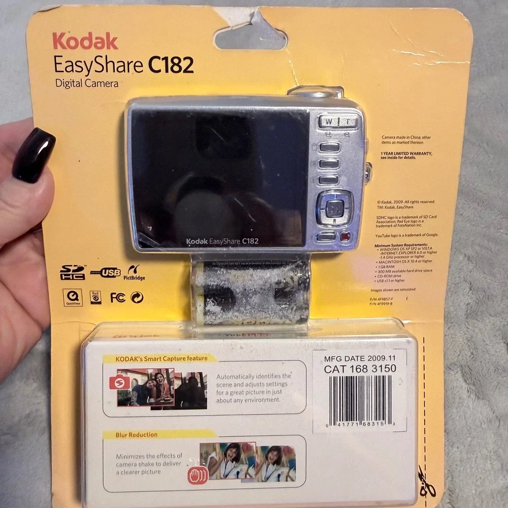 Kodak EasyShare‎ C182 12MP Digital Camera NOS Sealed Card unusable batteries Y2K